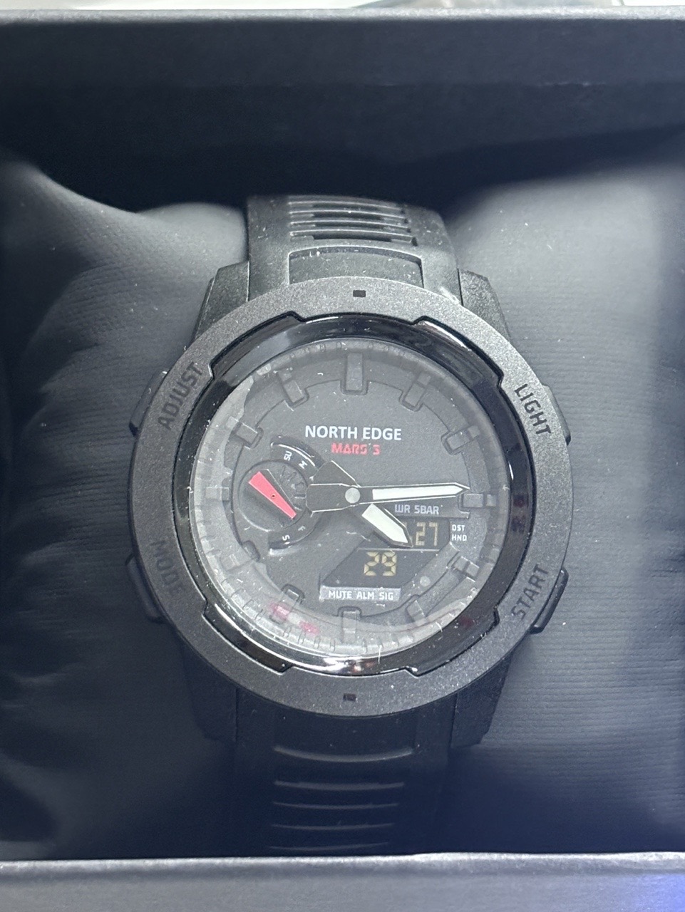 Diver Watch 300M - Мужские военные часы NORTH EDGE Mars