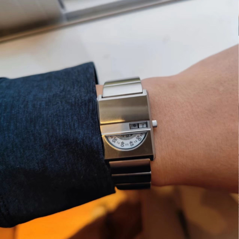 Мужские часы-браслеты, квадрат – обзор и цена Luxury Watch Exchange